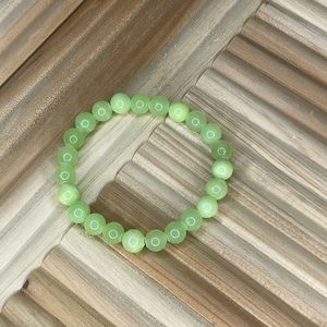 Flower Jade Semi-precious stone bracelet